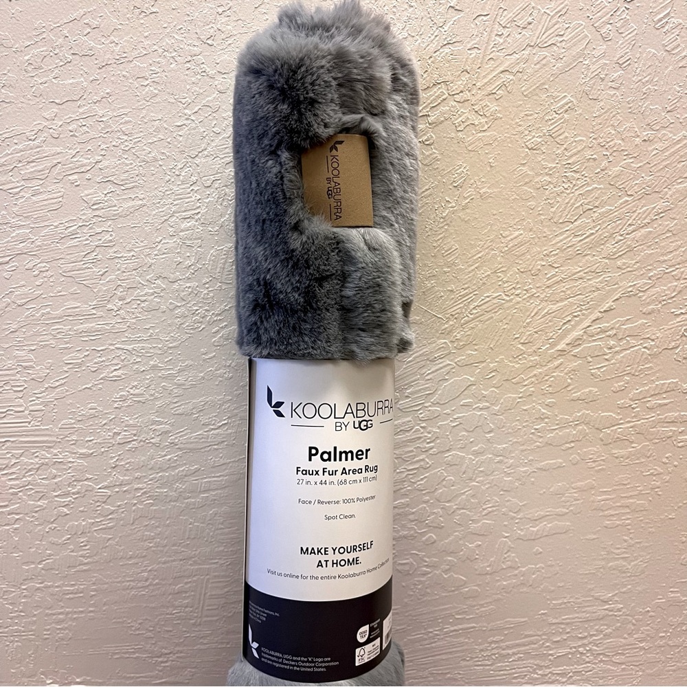 BRAND NEW Koolaburra Palmer Rug - Gray